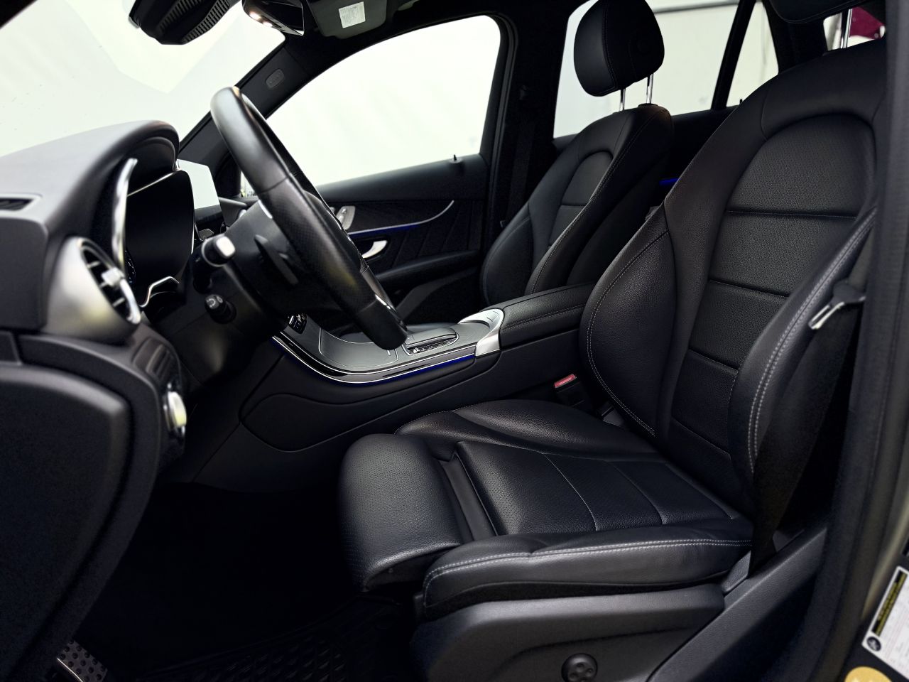 Mercedes-Benz GLC300 | 9
