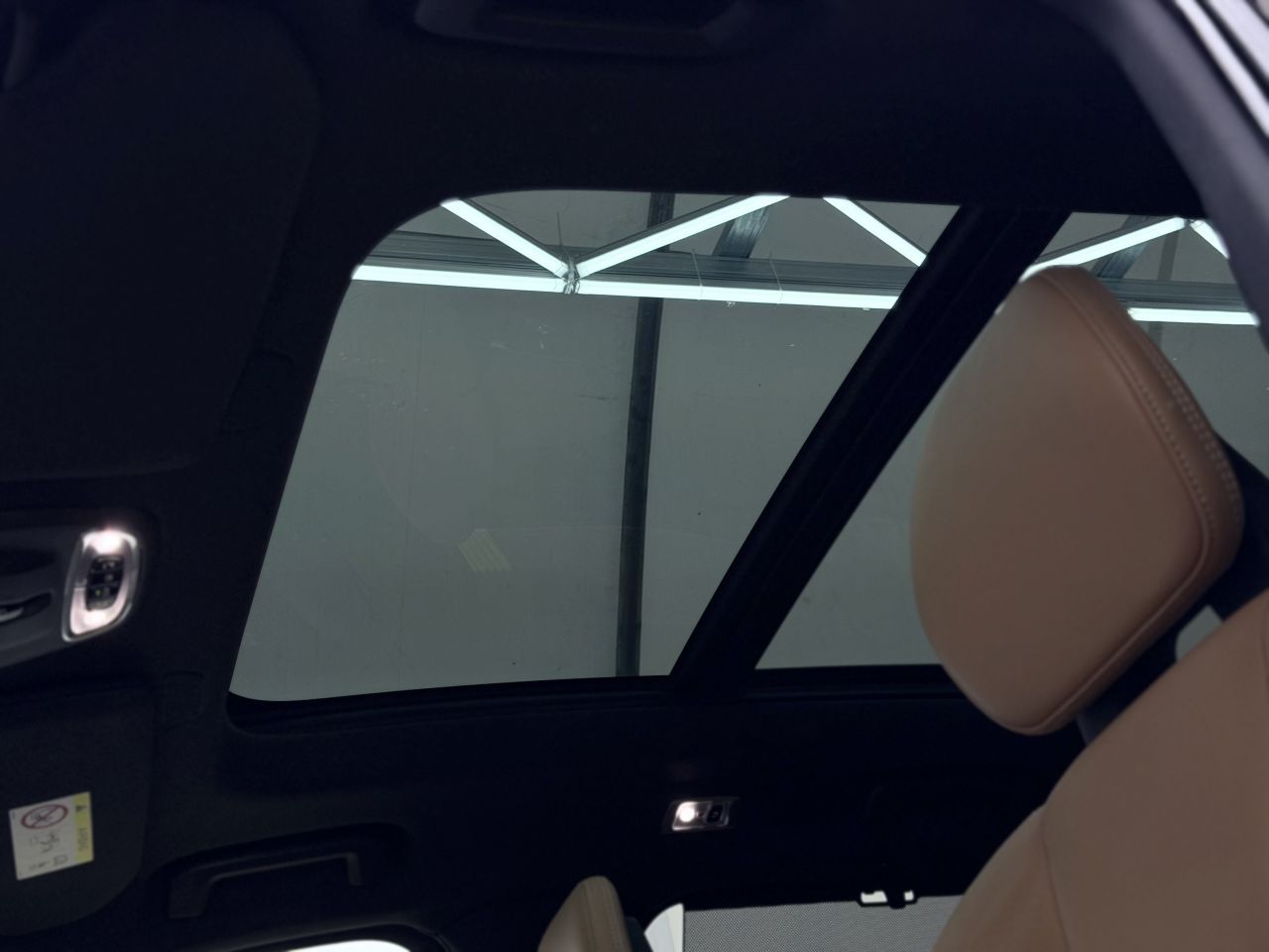 Volvo XC90 | 30