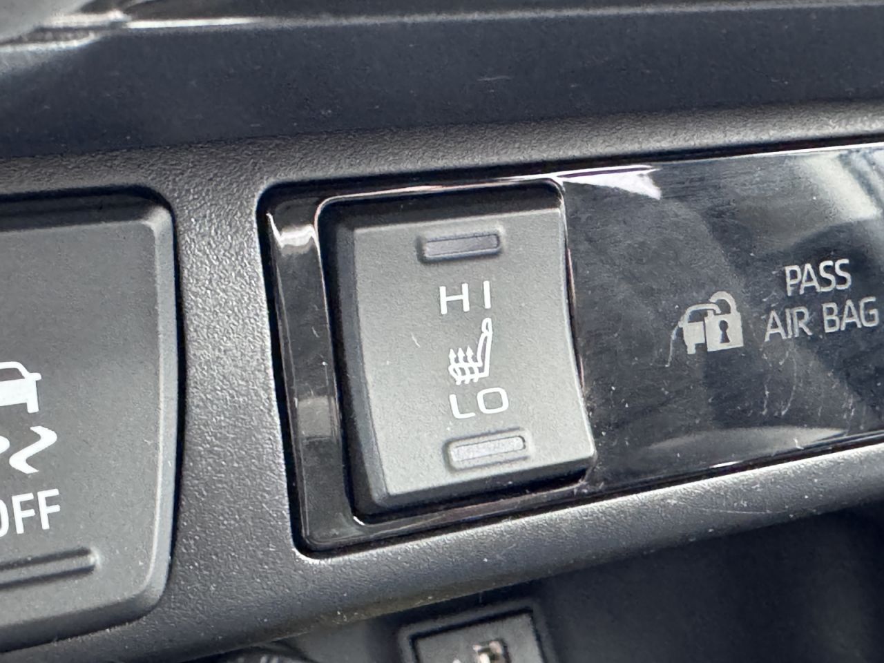 Toyota RAV4 | 25