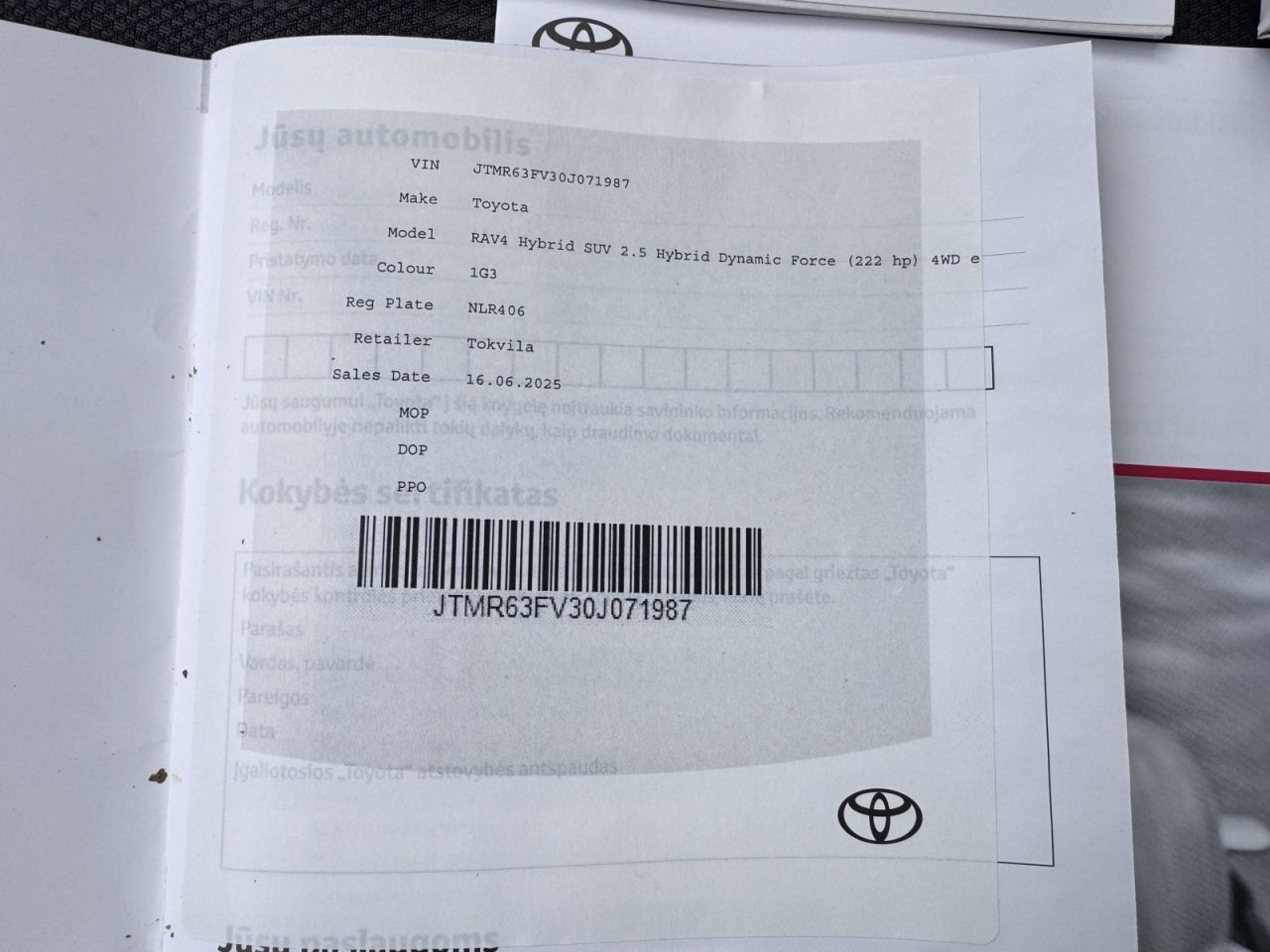 Toyota RAV4 | 32