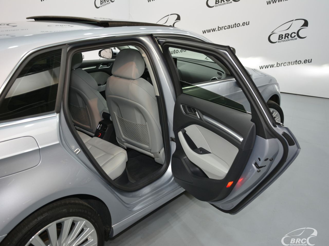 Audi A3 | 8