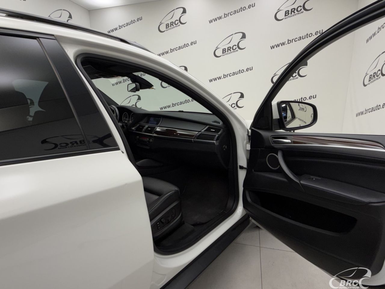 BMW X6 | 7