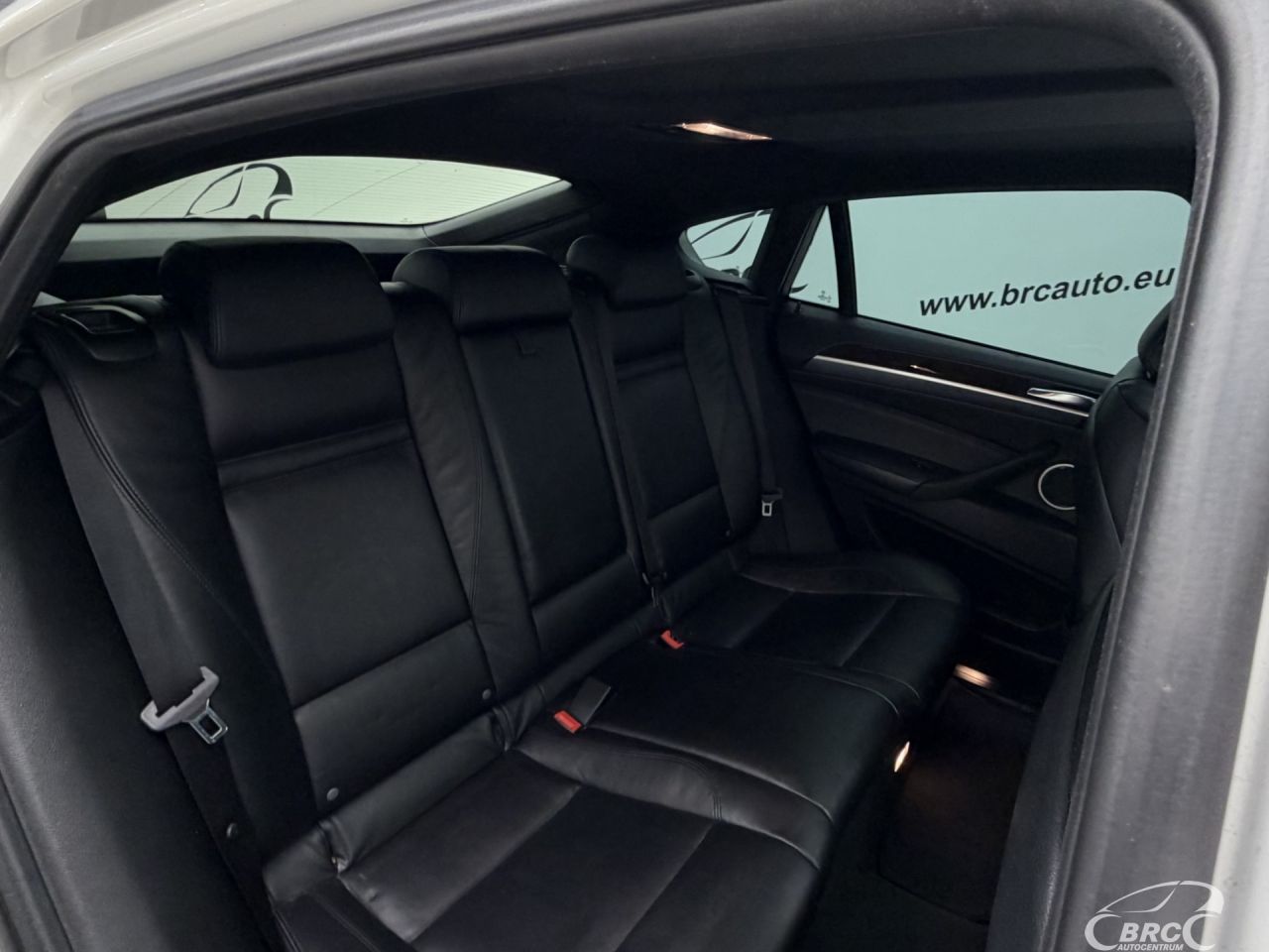 BMW X6 | 10