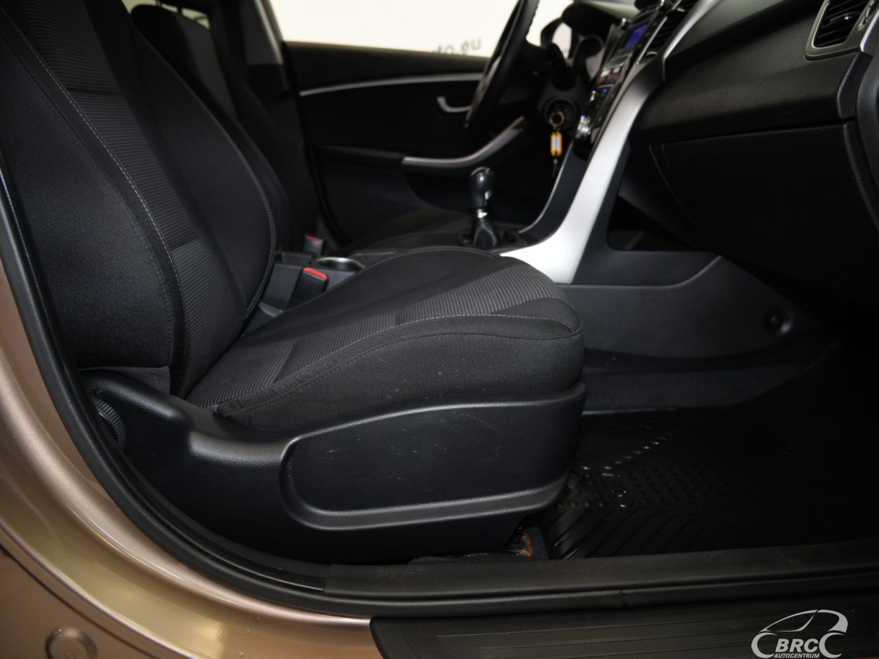 Hyundai i30 | 6