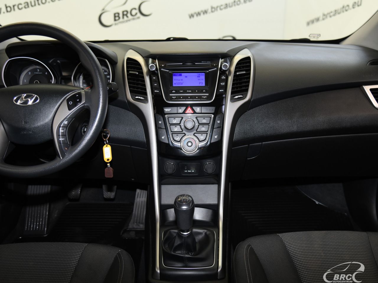 Hyundai i30 | 14