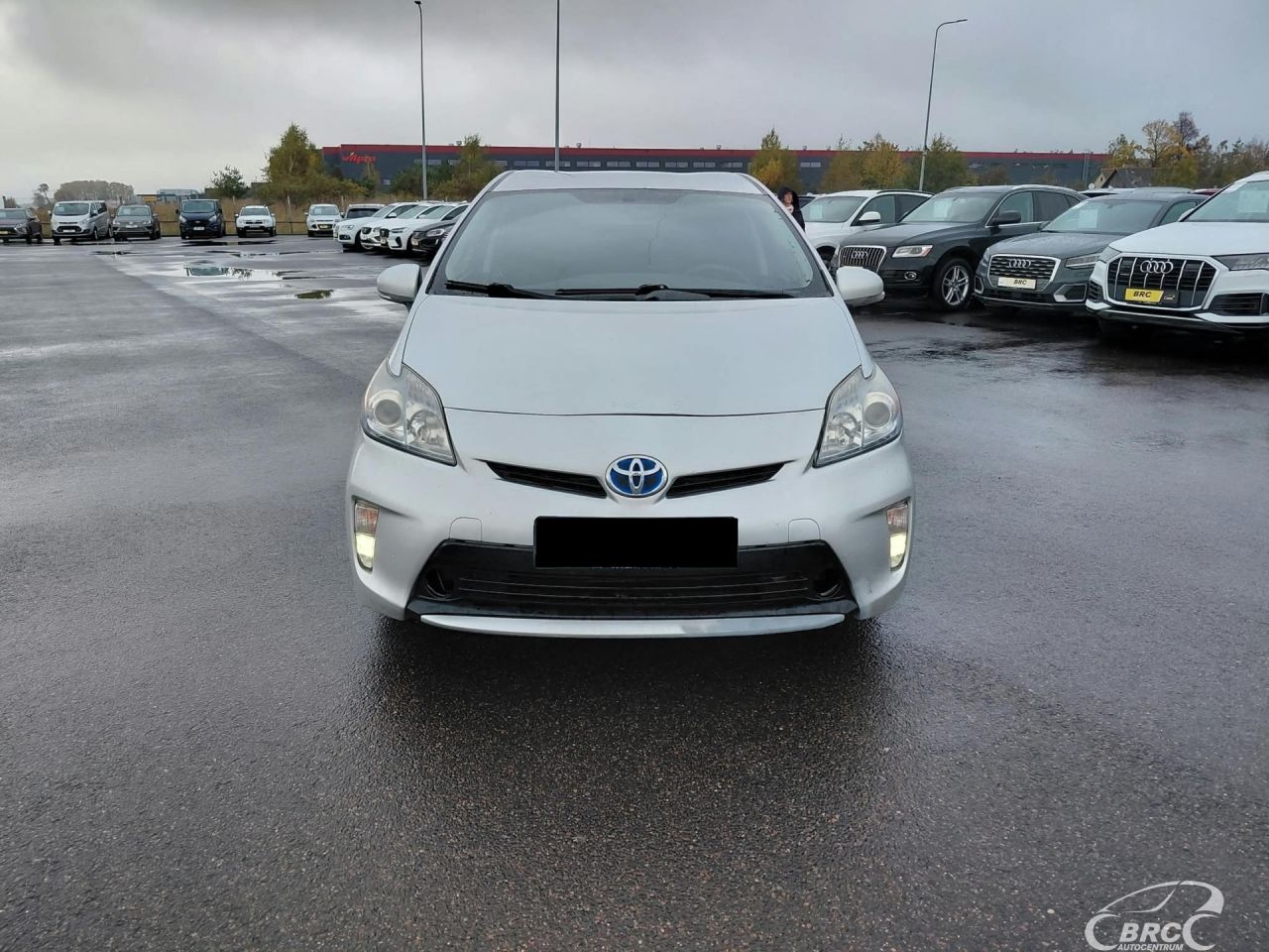 Toyota Prius | 18