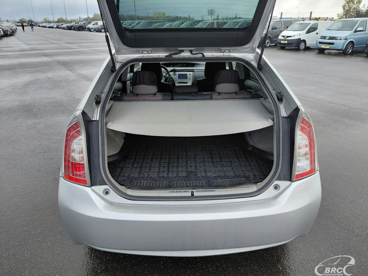 Toyota Prius | 16
