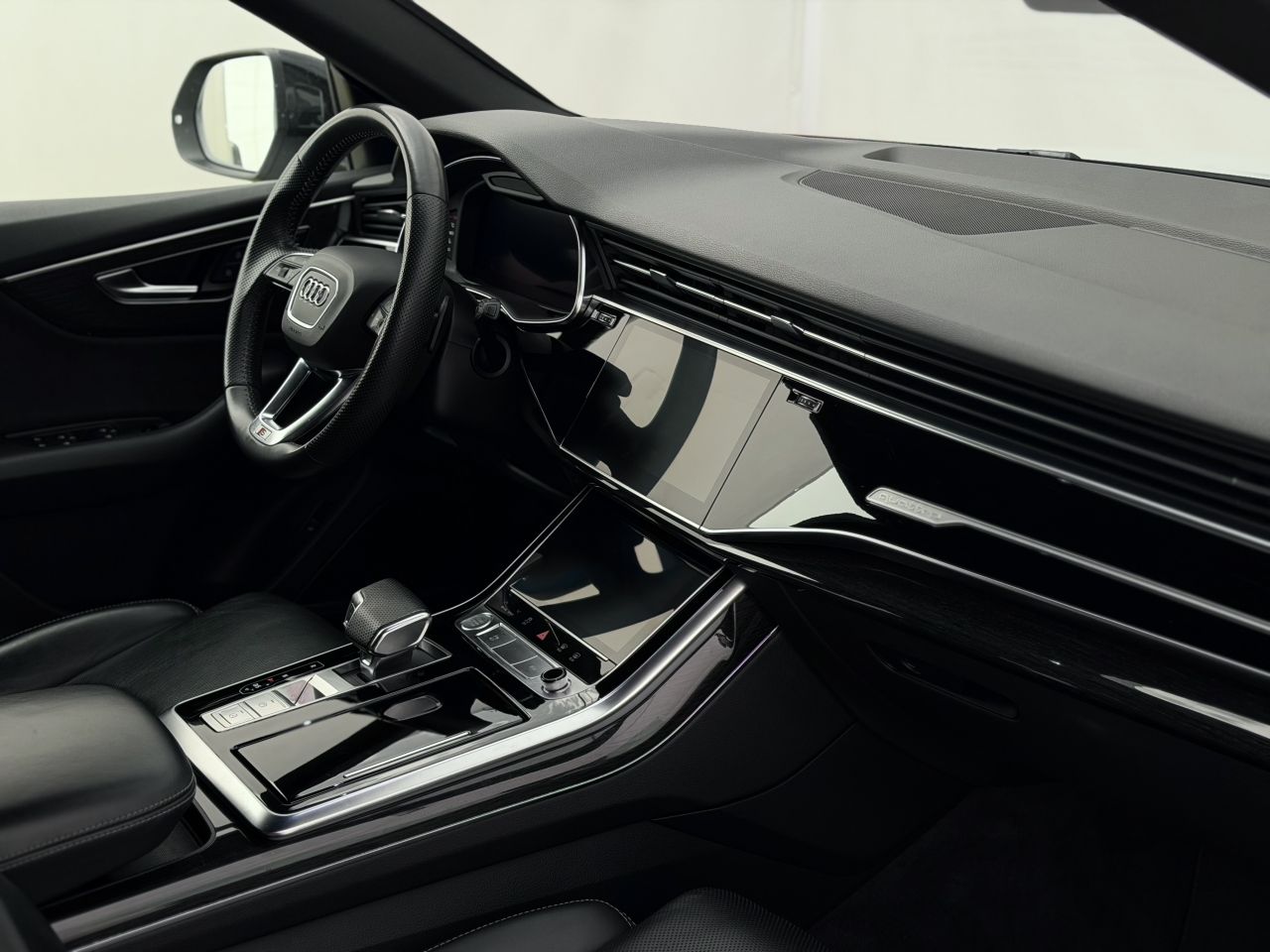 Audi Q8 | 15