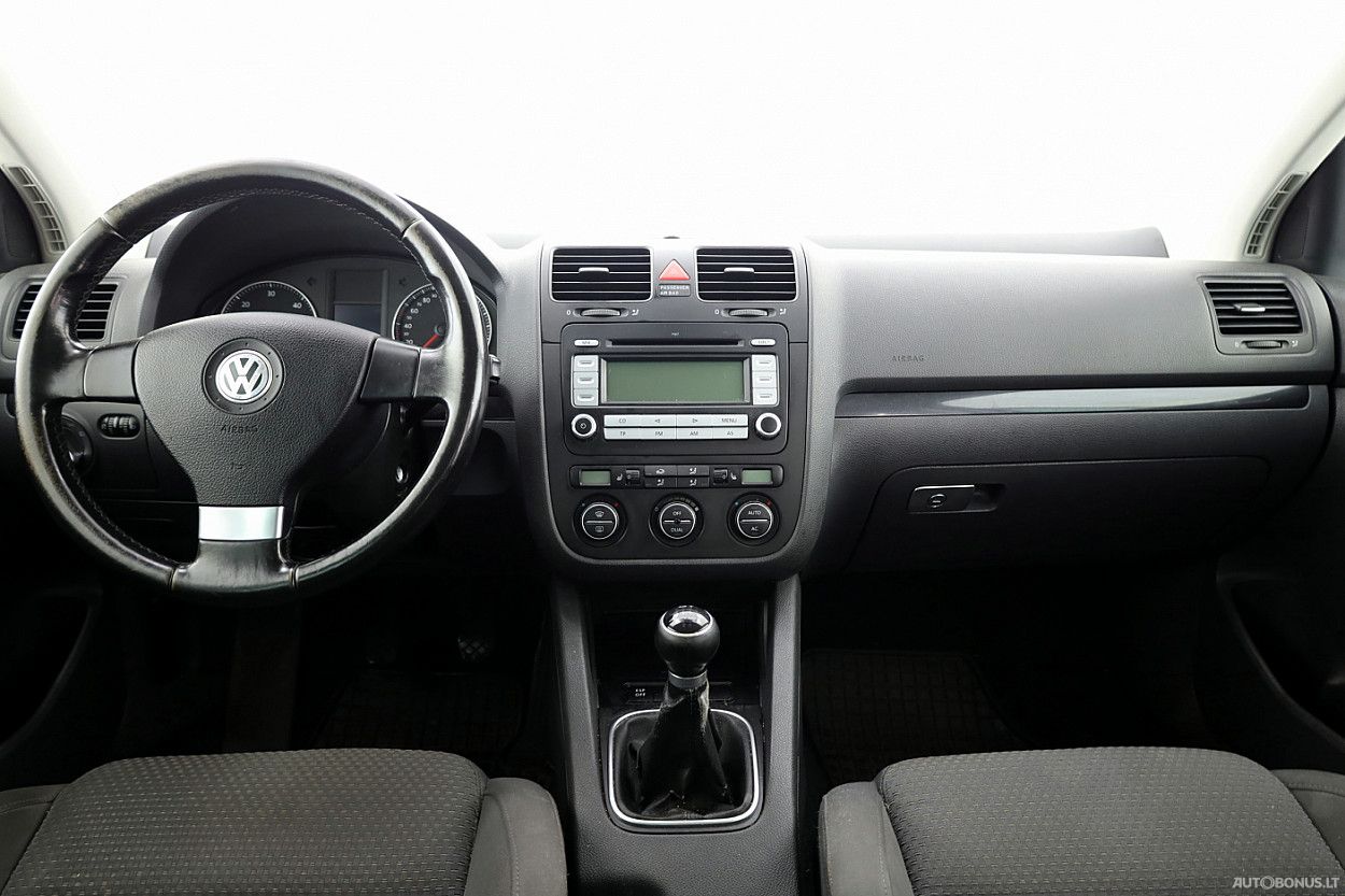 Volkswagen | 4