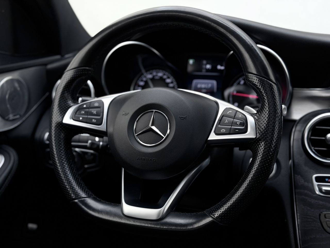 Mercedes-Benz C180 | 17
