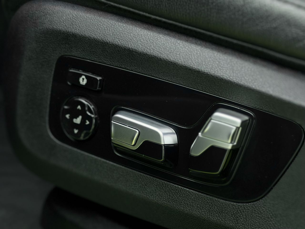 BMW X5 | 24