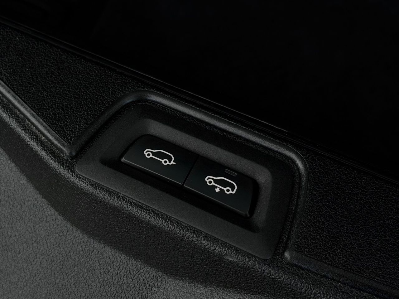BMW X5 | 12