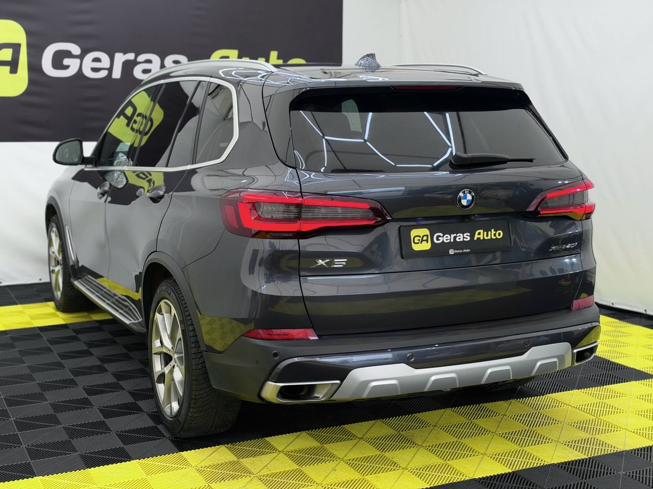 BMW X5 | 3