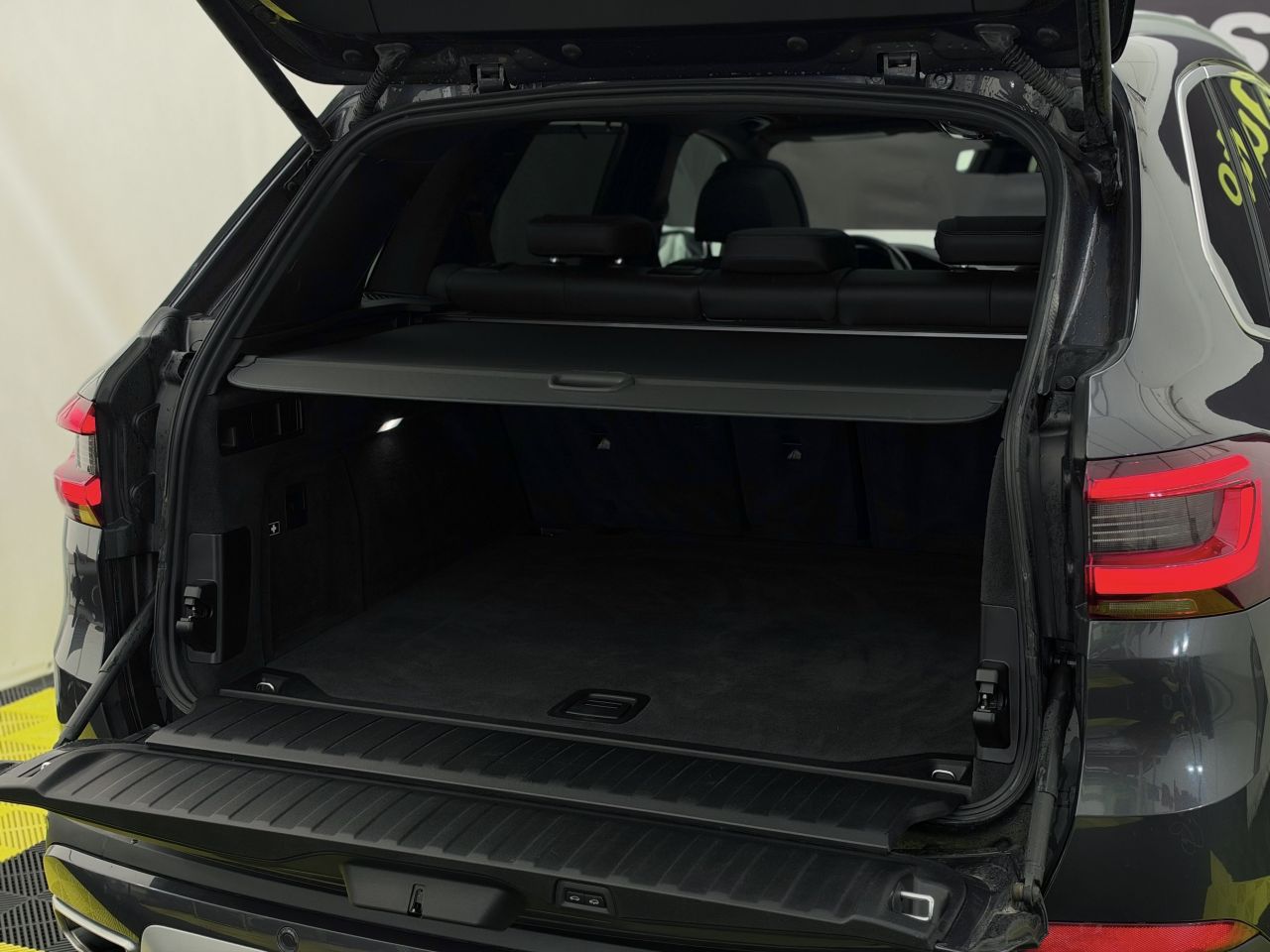 BMW X5 | 13