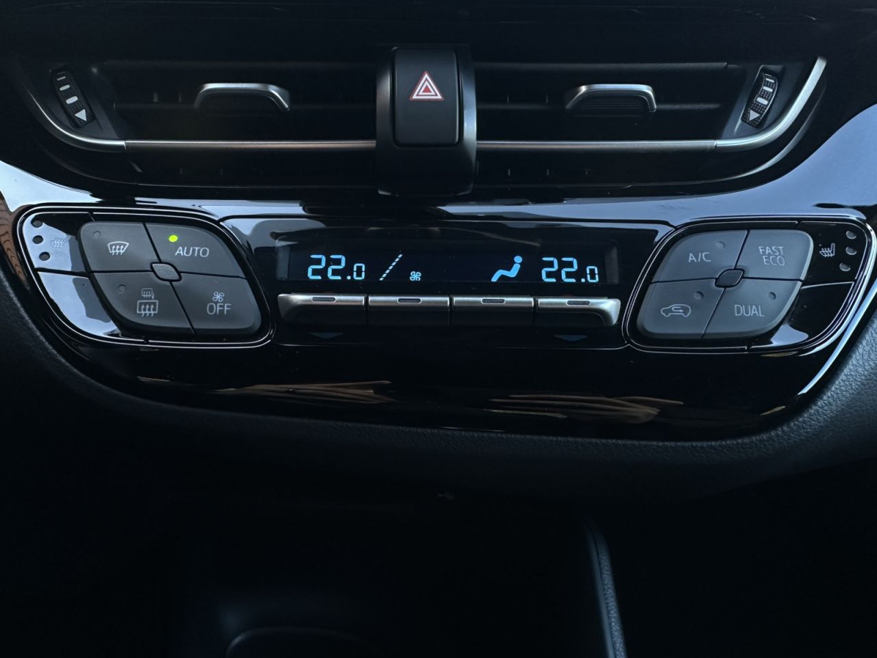Toyota C-HR | 19