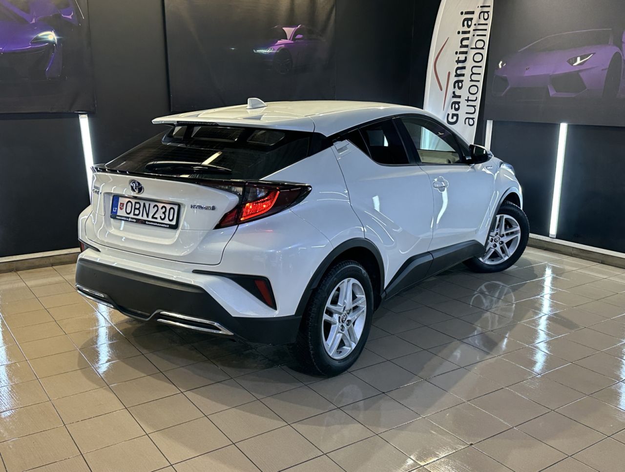 Toyota C-HR | 1