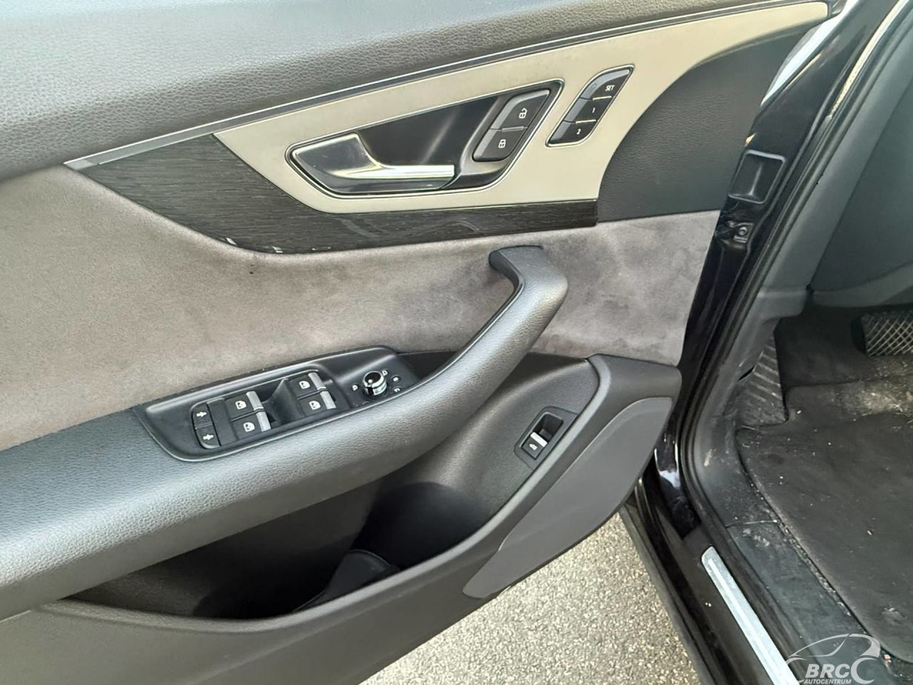Audi Q7 | 19
