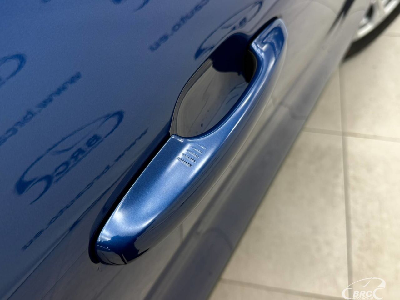 Ford Escape | 9