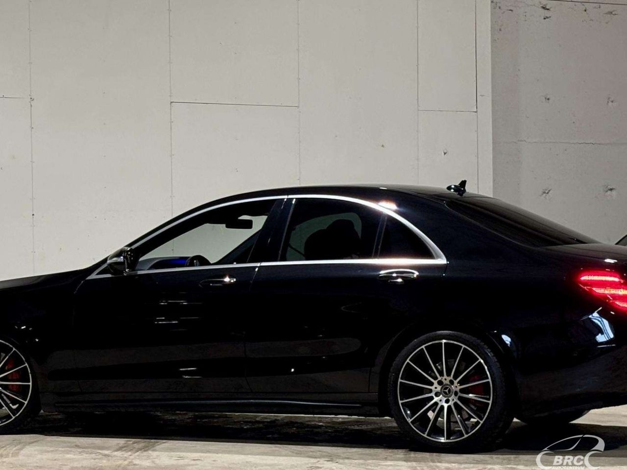 Mercedes-Benz S350 | 7
