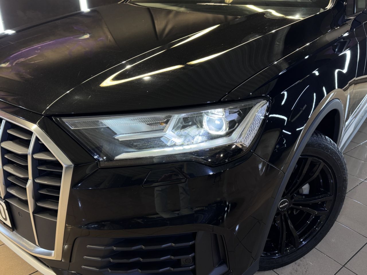 Audi Q7 | 2