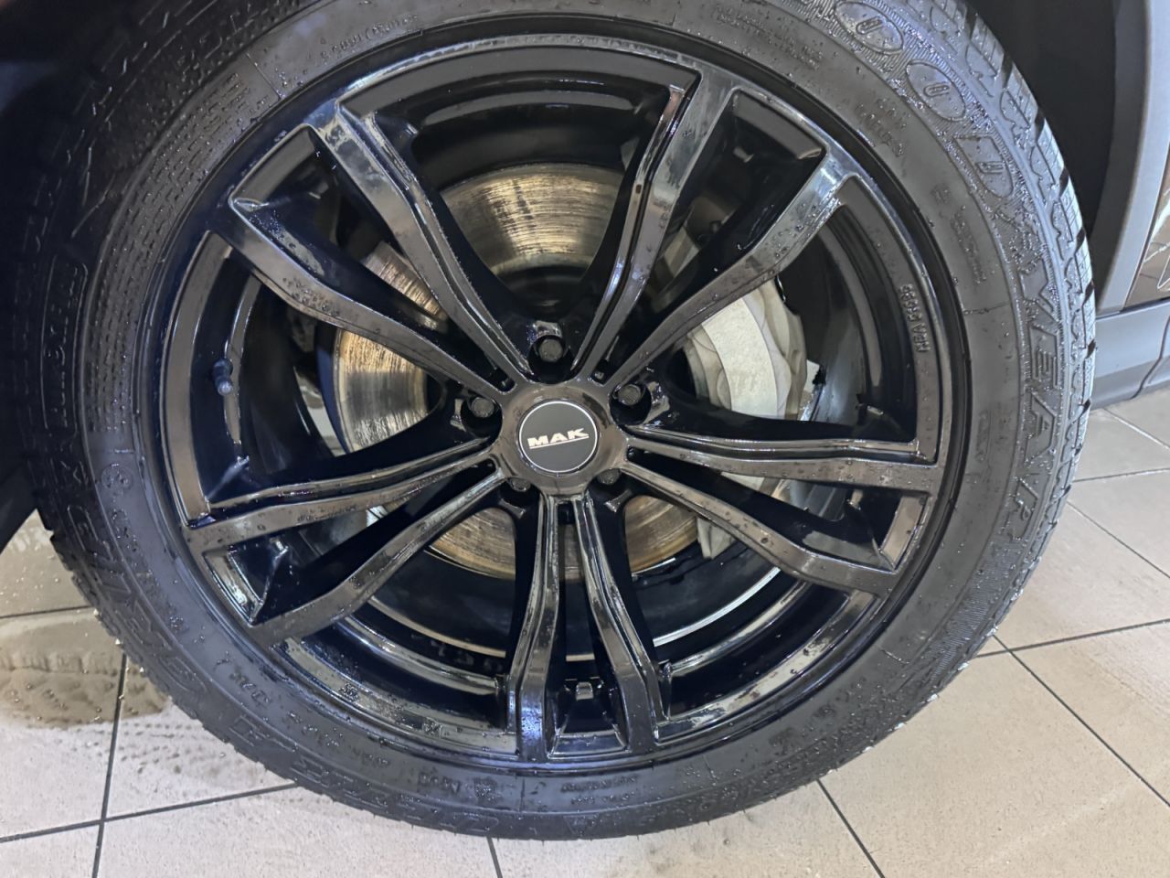 Audi Q7 | 3
