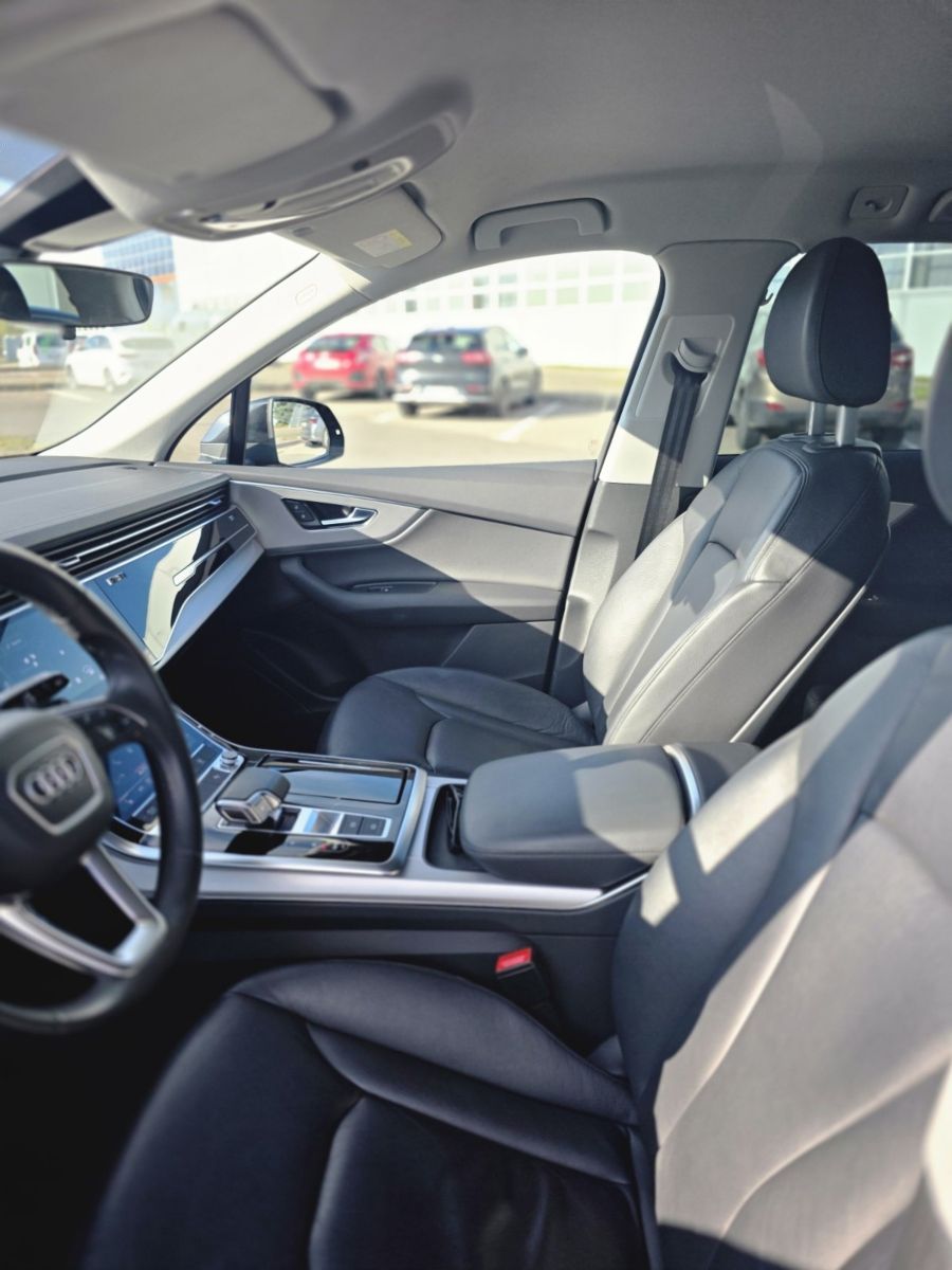 Audi Q7 | 5
