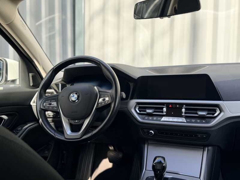 BMW 318 | 8