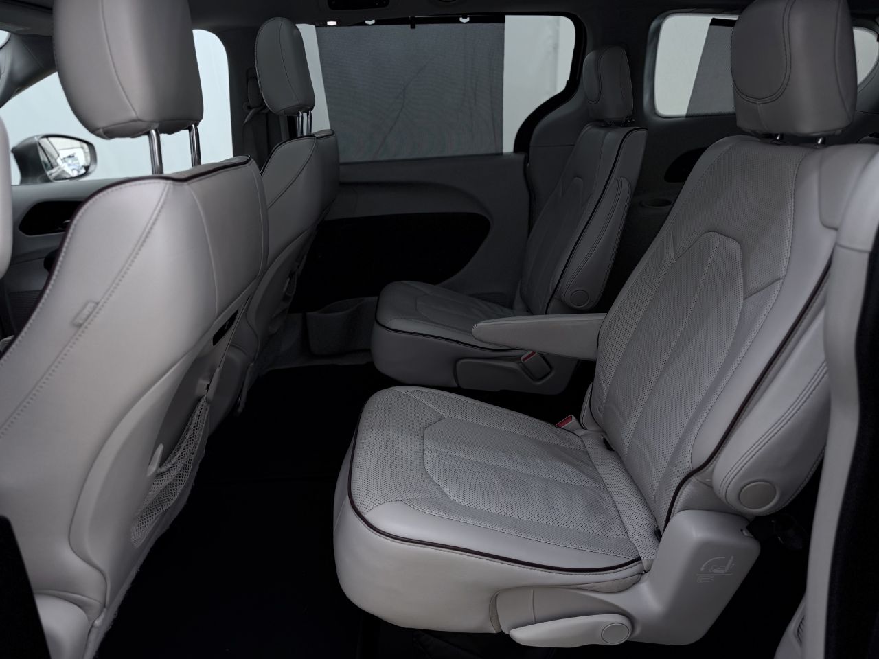 Chrysler Pacifica | 10
