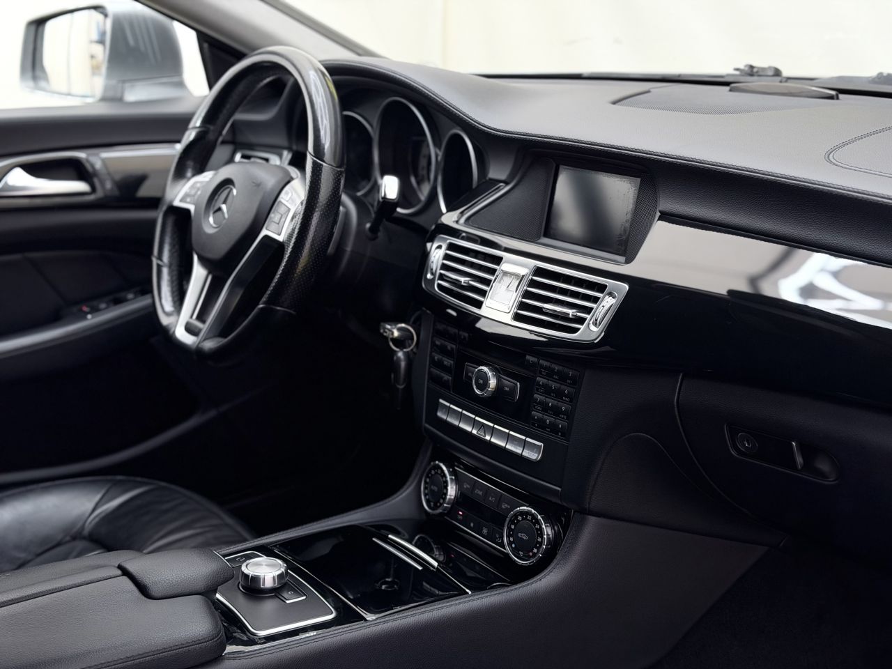 Mercedes-Benz CLS350 | 14