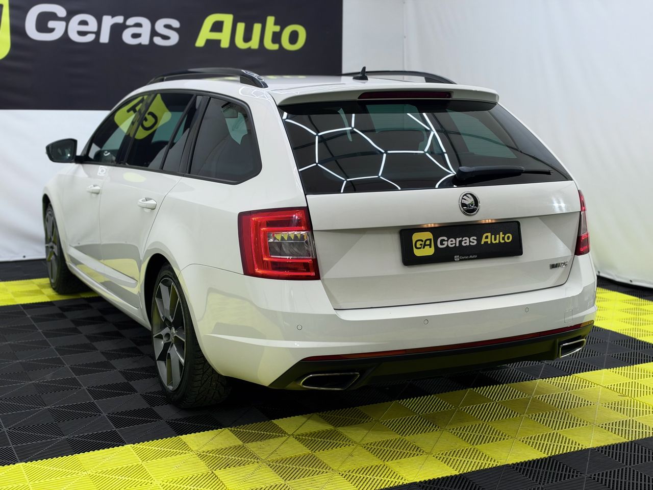 Skoda Octavia | 4