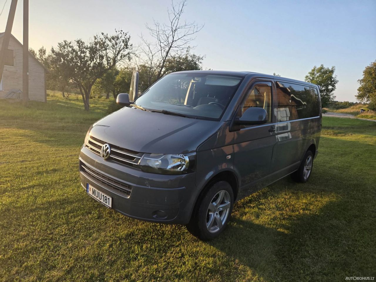 Volkswagen Caravelle | 1