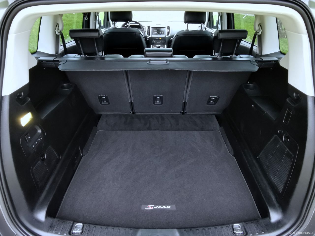 Ford S-MAX | 9