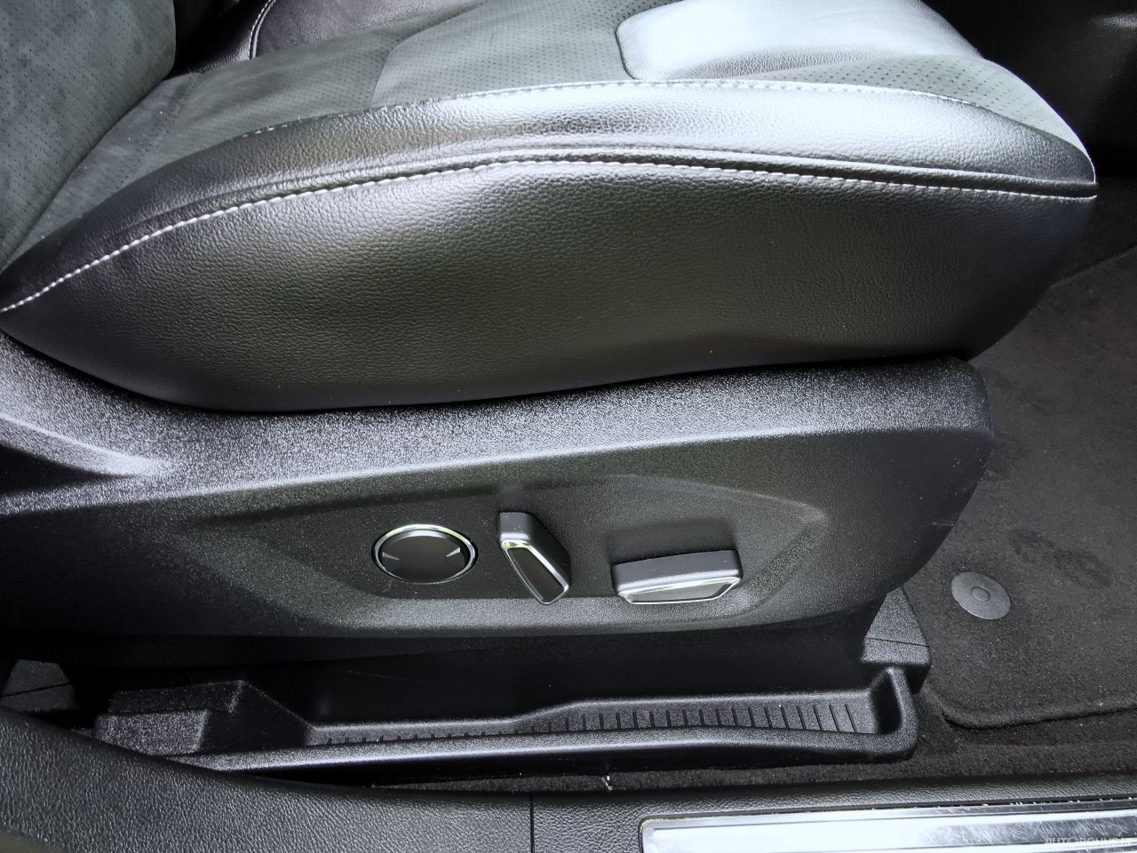 Ford S-MAX | 15