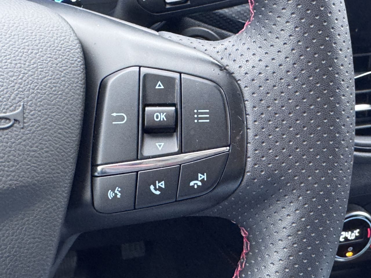 Ford Kuga | 18