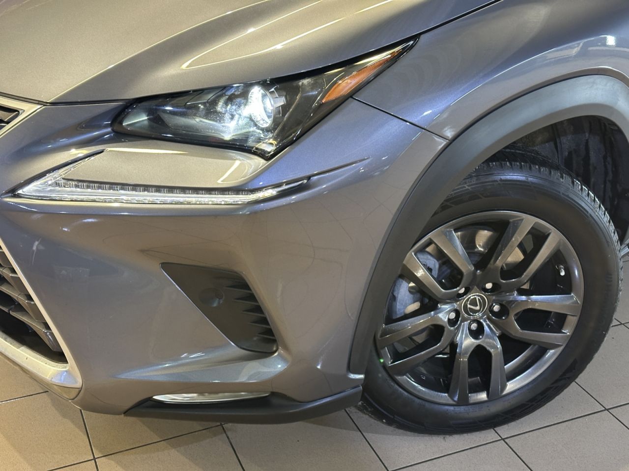 Lexus NX 300h | 27
