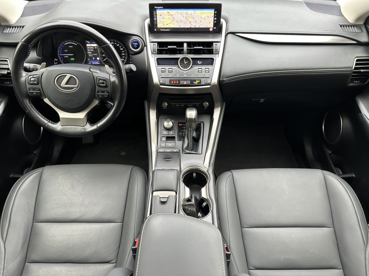 Lexus NX 300h | 2