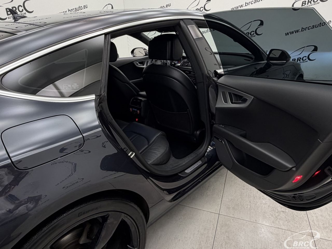 Audi A7 | 12