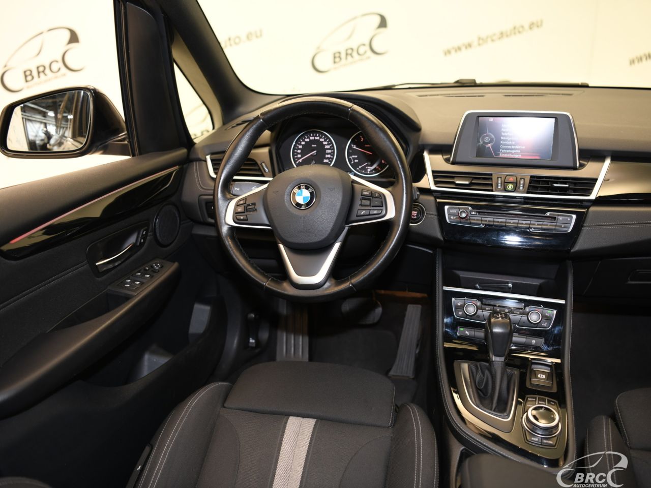 BMW 218 | 13