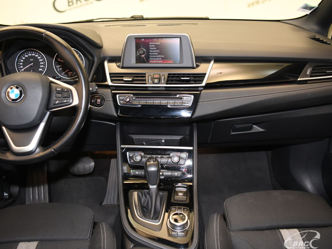 BMW 218 | 14