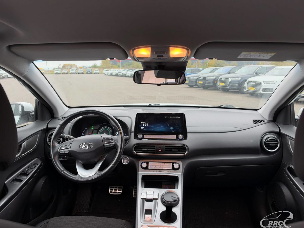 Hyundai Kona | 11