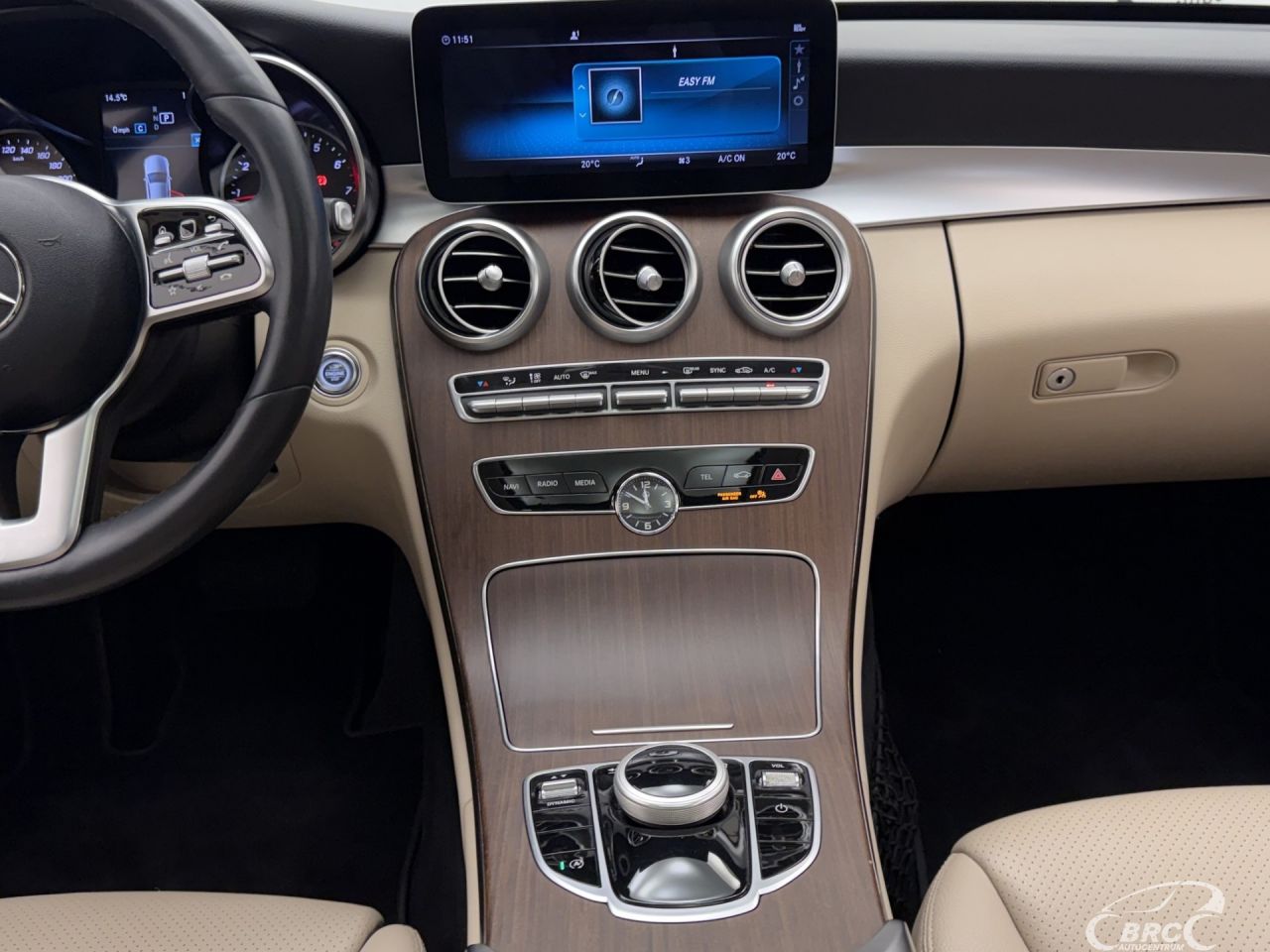 Mercedes-Benz C300 | 15