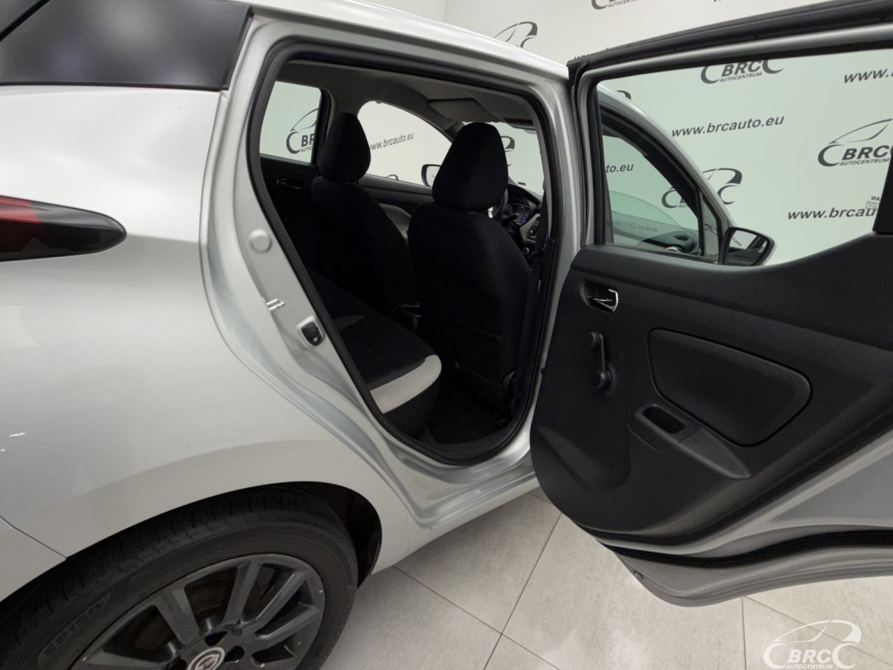 Nissan Micra | 11
