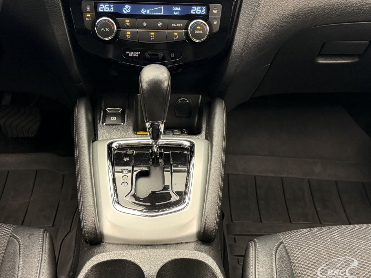 Nissan Qashqai | 16