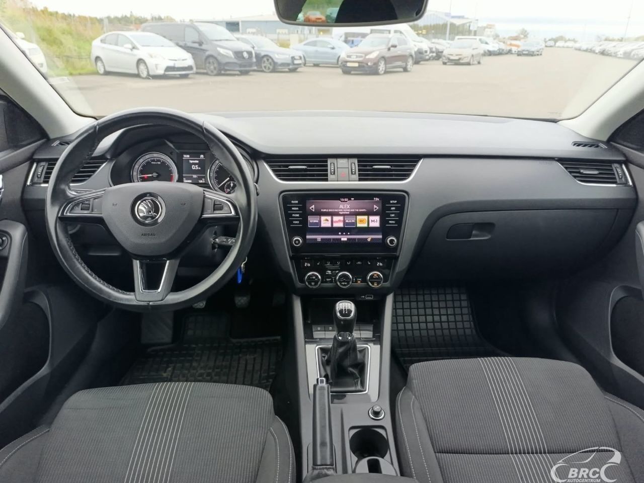 Skoda Octavia | 8