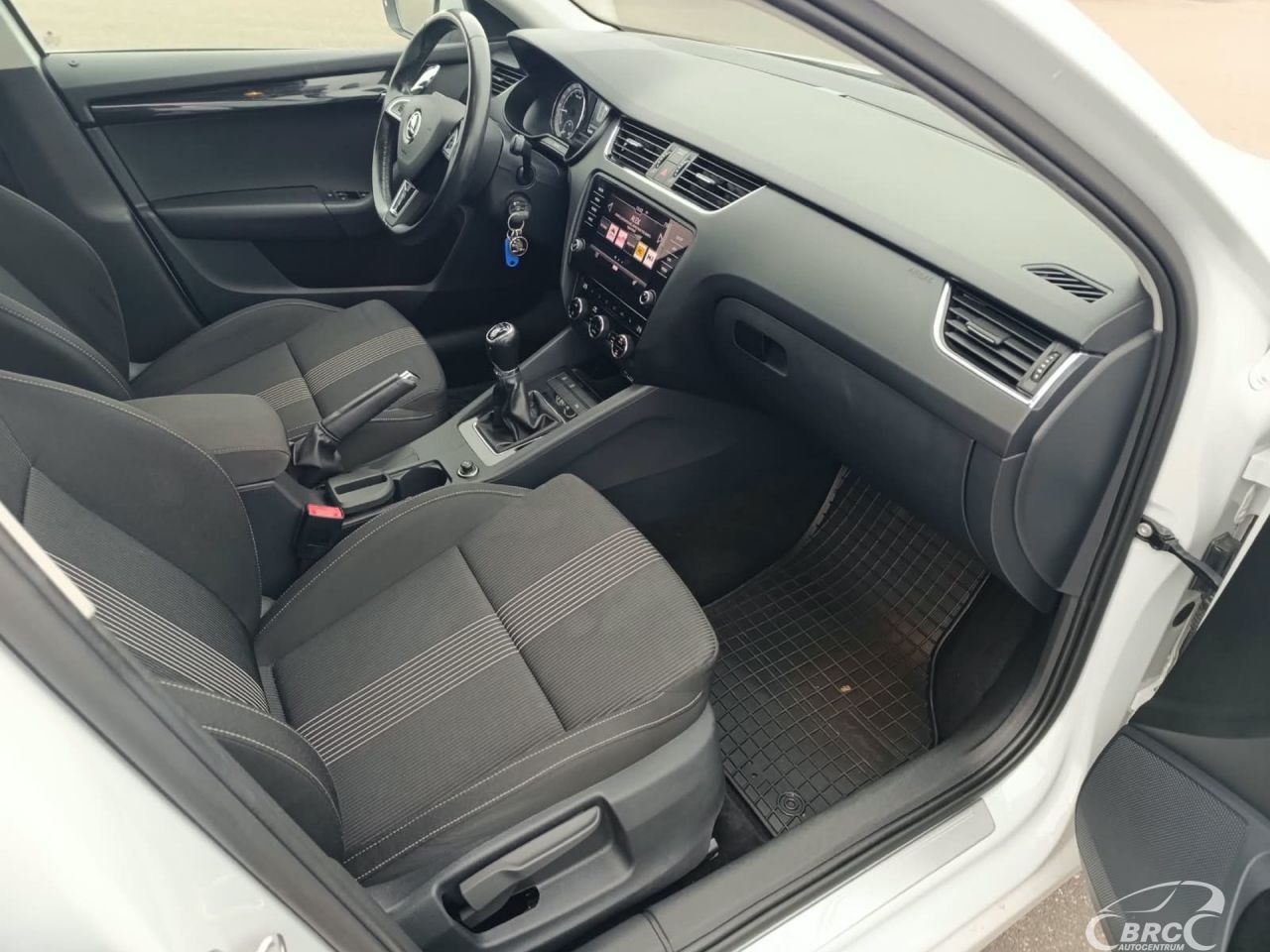 Skoda Octavia | 10