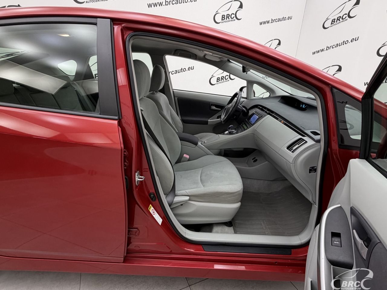 Toyota Prius | 3