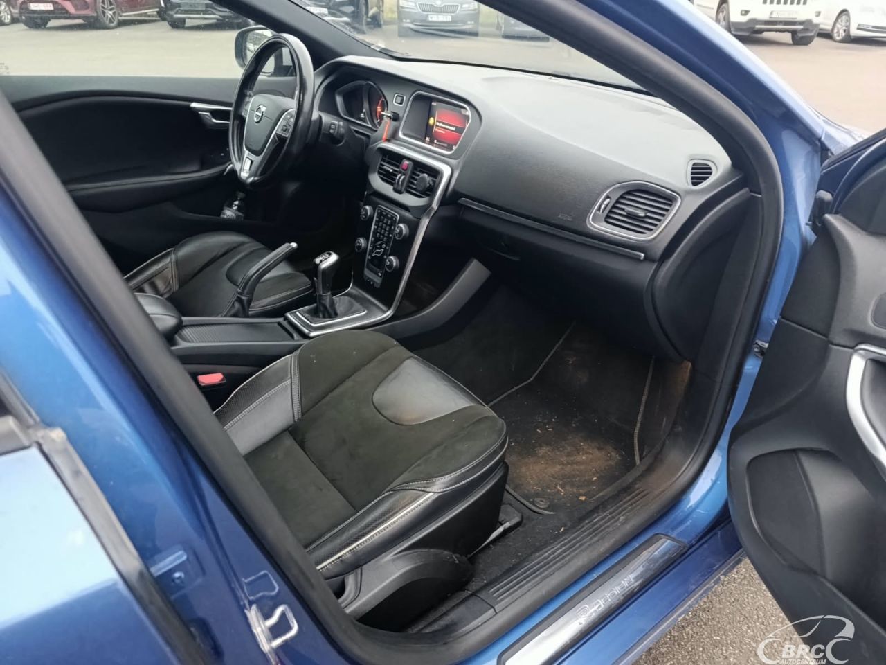 Volvo V40 | 10