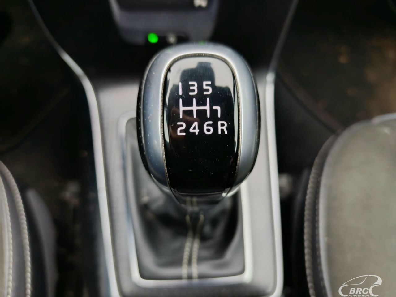 Volvo V40 | 18