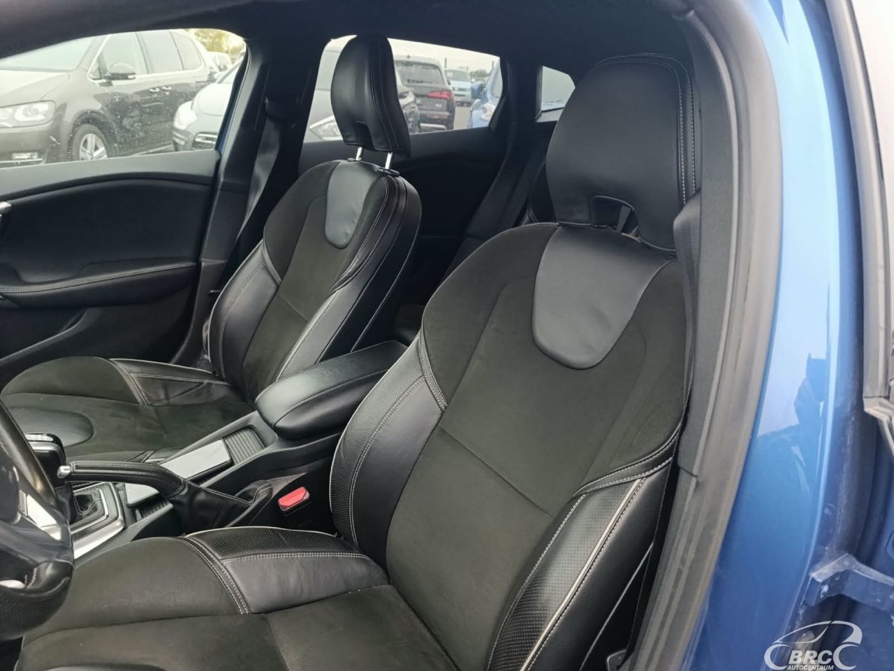 Volvo V40 | 17
