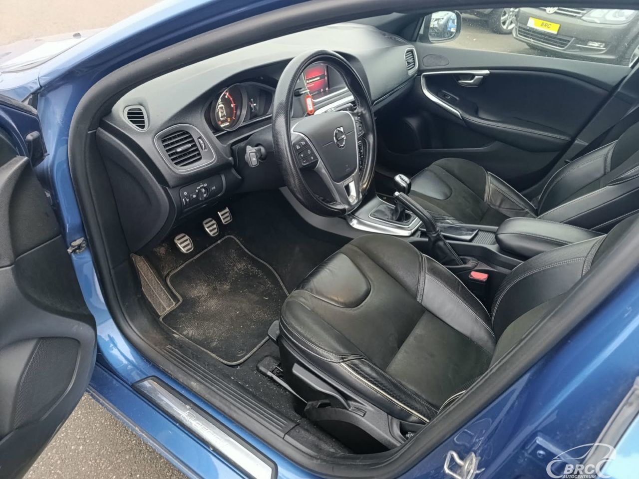 Volvo V40 | 9